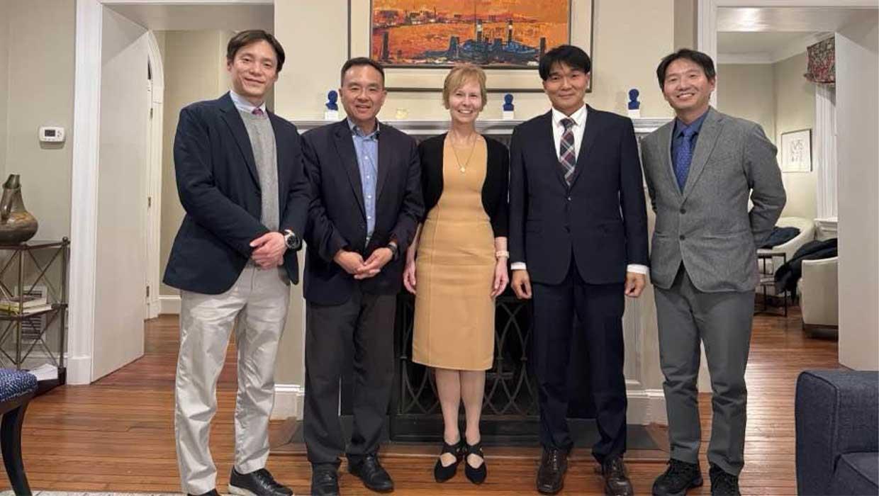 Faculty exchange with Incheon National University's Great Books Center and St. John's University and expansion of university-high school linkage programs 대표이미지