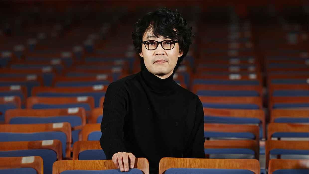 Im Il-jin, a professor at Incheon National University, won the 61st Dong-A Theater Award for Stage Arts 대표이미지